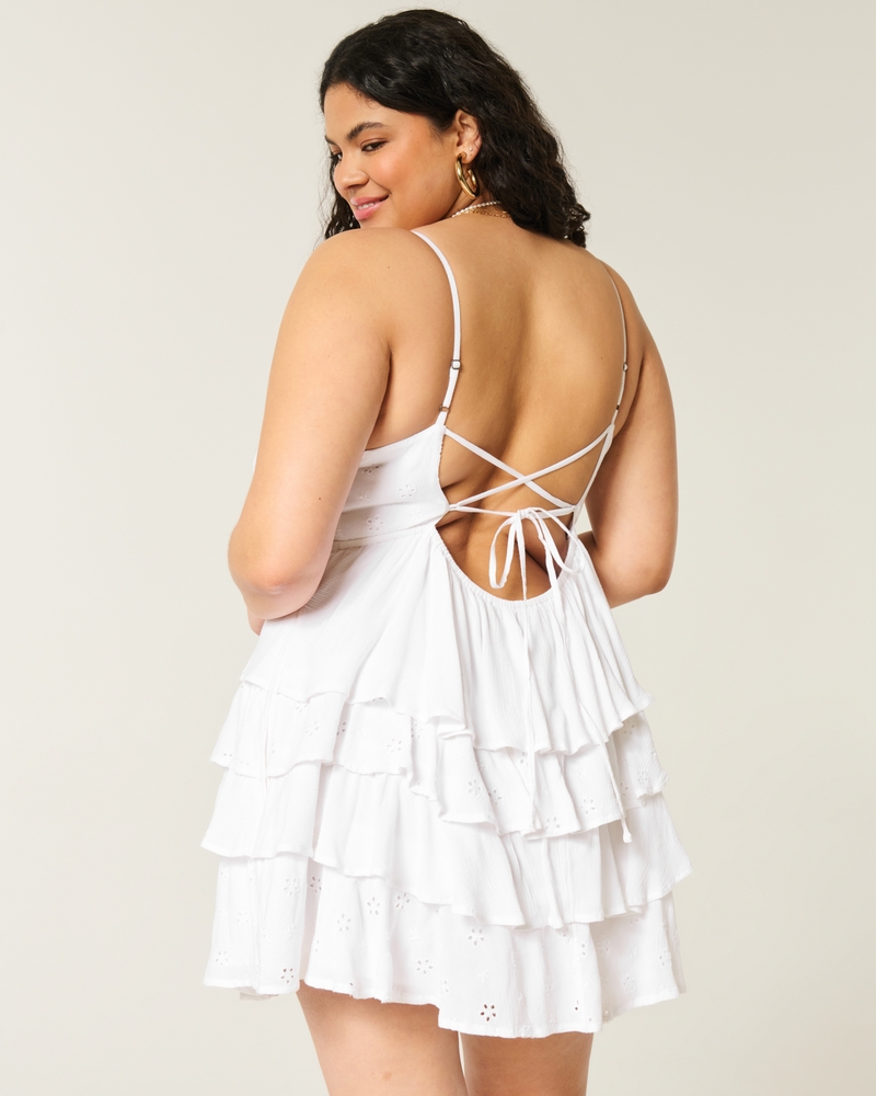 mini-jumpsuit mit v-ausschnitt rüschen und lagenlook im babydoll-stil