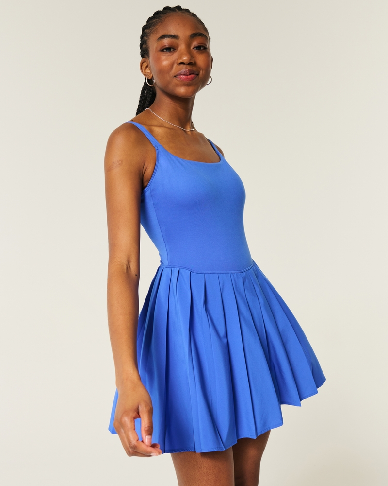 gilly hicks active plisseekleid