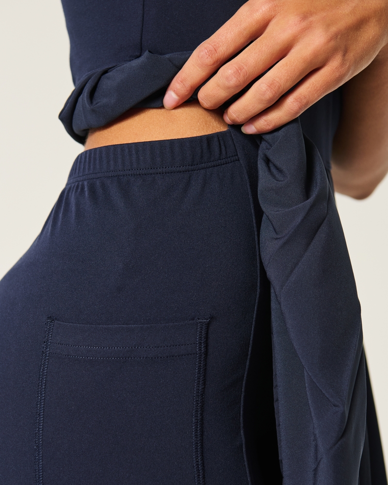 gilly hicks active plisseekleid