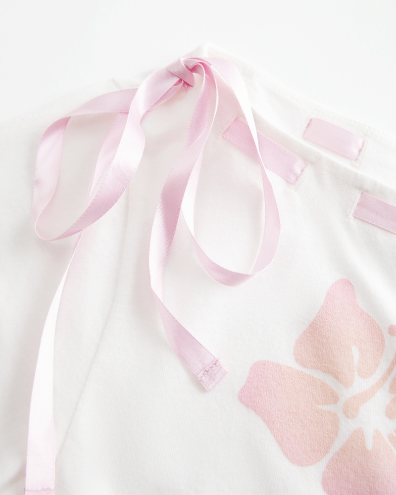 weit geschnittenes schulterfreies camouflage-t-shirt mit kordelzug