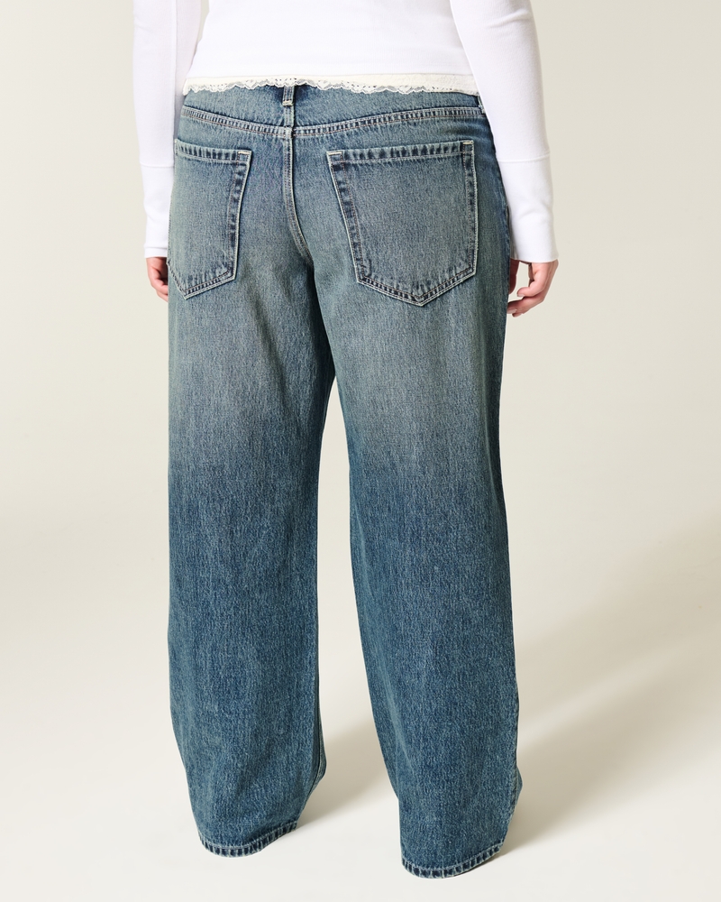 hüftig geschnittene mittelblaue baggy-jeans