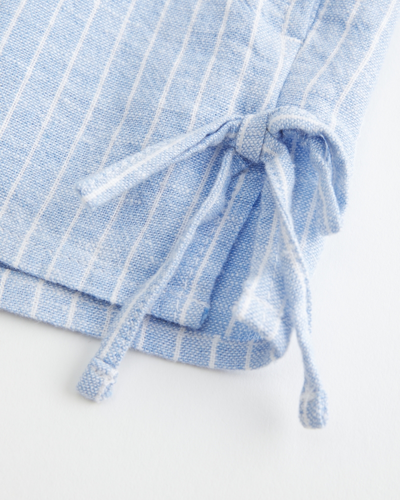 shorts aus weichem leinenmischgewebe mit seitlicher schleife