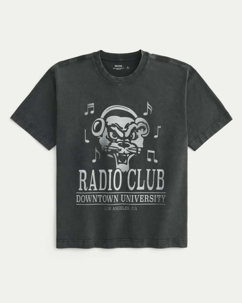 quadratisch geschnittenes robustes radio club grafik-t-shirt