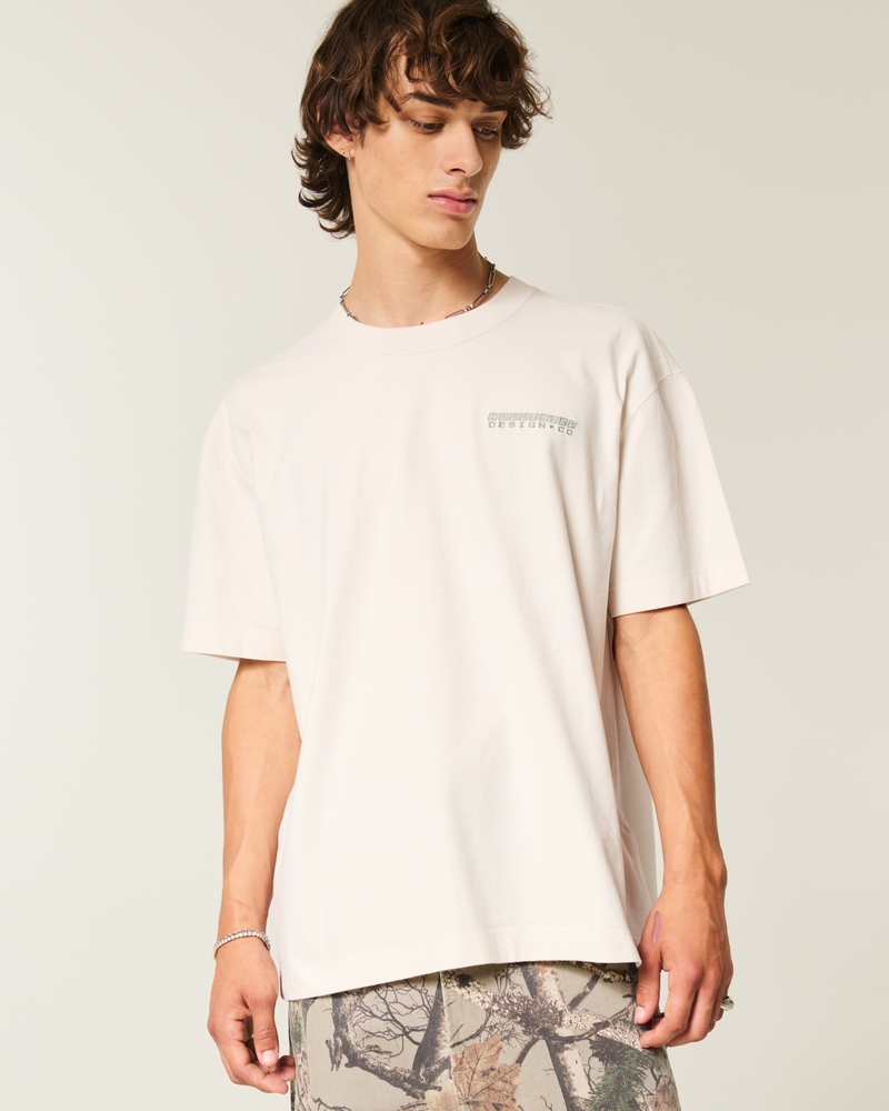 dickes quadratisch geschnittenes t-shirt mit rundhalsausschnitt und logo