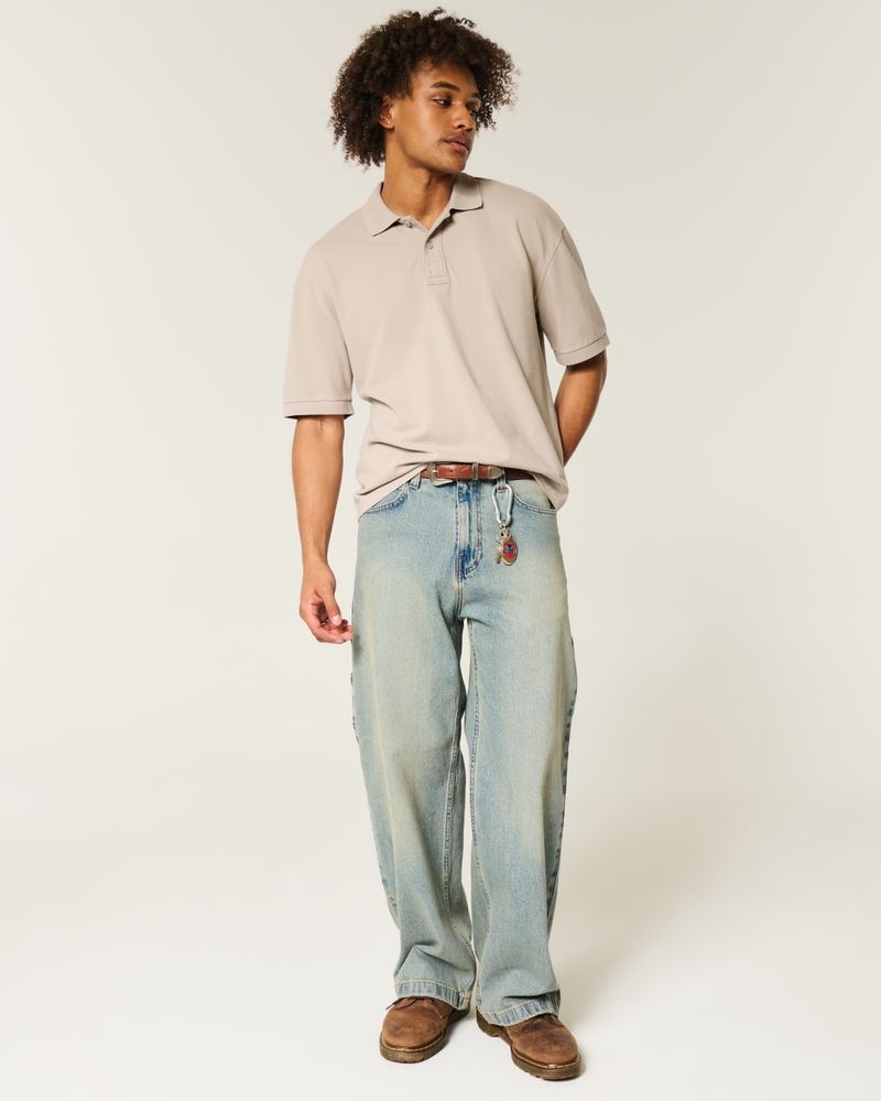 poloshirt mit quadratischem schnitt und kurzer waschung