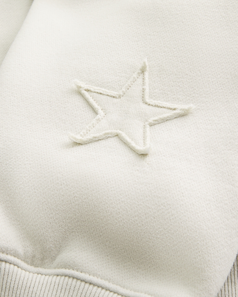 kapuzenpullover im taschenstil mit kordelzug und sternenapplikation