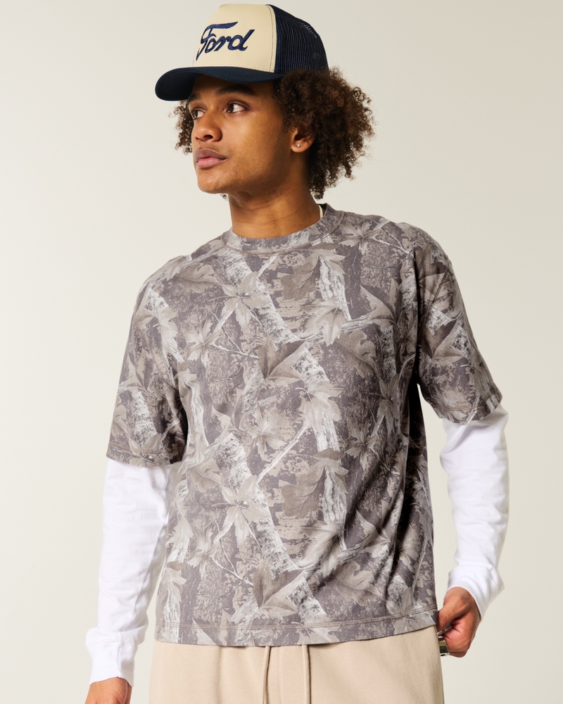 dickes kurzes t-shirt mit quadratischem rundhalsausschnitt