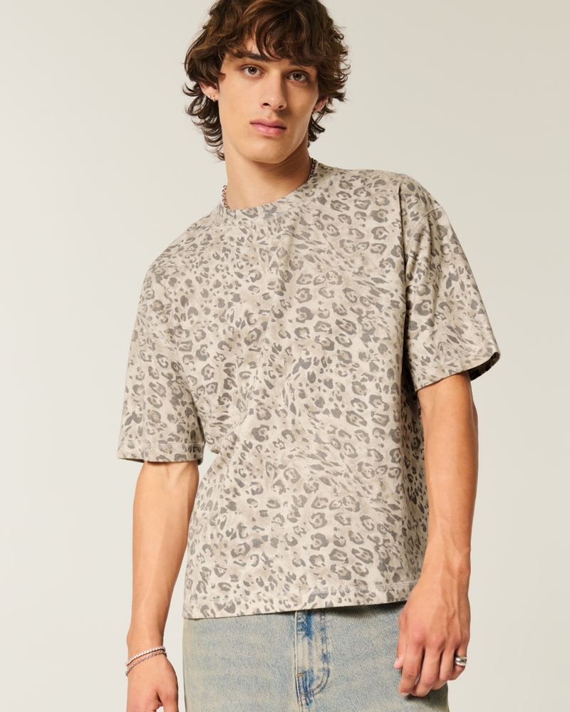 dickes kurzes t-shirt mit quadratischem rundhalsausschnitt