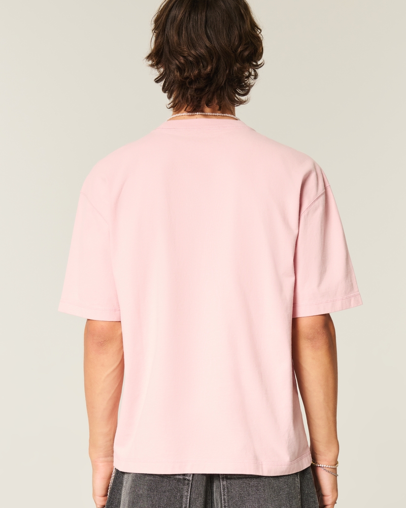 quadratisch geschnittenes kurzes robustes leopardenmuster-t-shirt mit rundhalsausschnitt