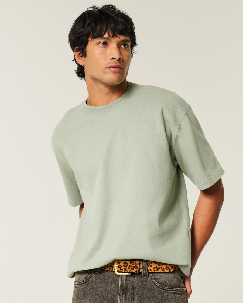 quadratisch geschnittenes kurzes robustes leopardenmuster-t-shirt mit rundhalsausschnitt