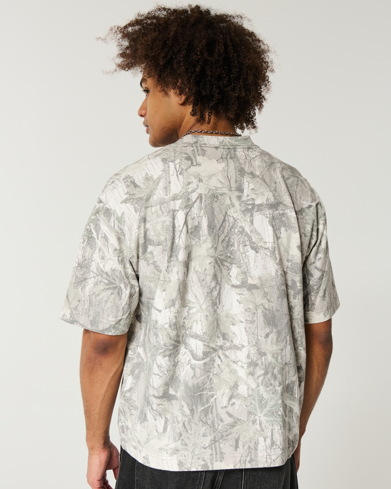 quadratisch geschnittenes kurzes robustes leopardenmuster-t-shirt mit rundhalsausschnitt