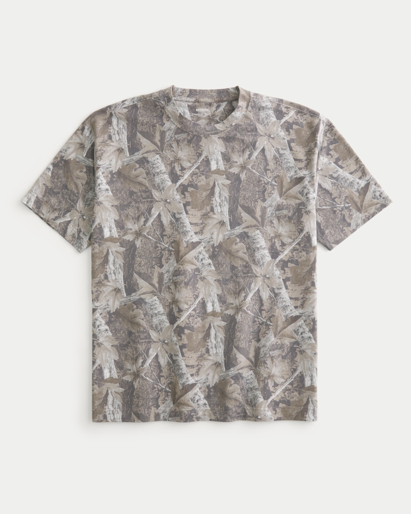 quadratisch geschnittenes strapazierfähiges t-shirt aus gewaschener baumwolle mit rundhalsausschnitt