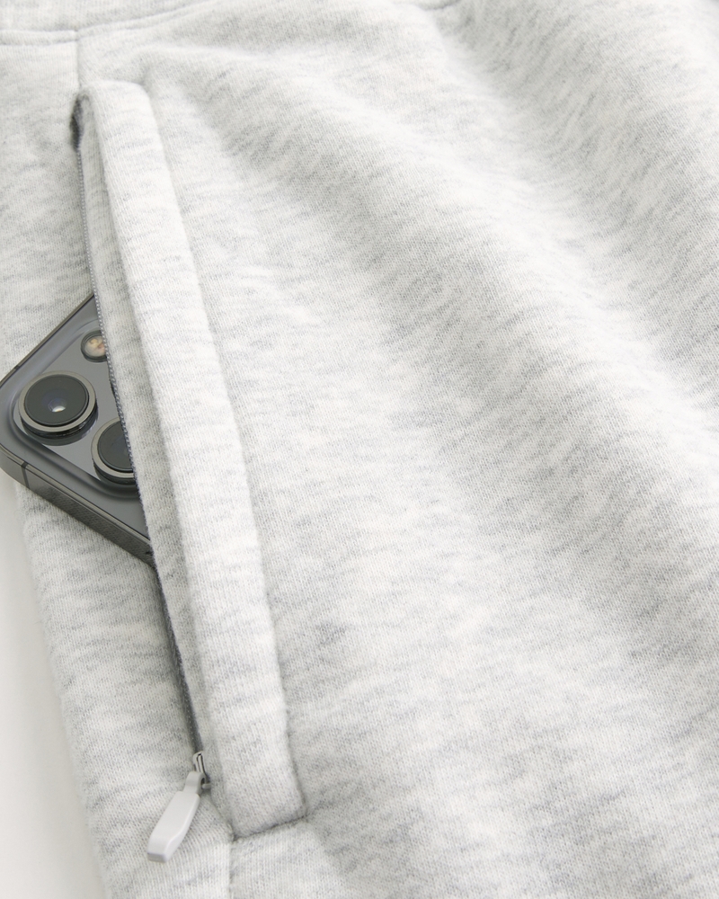 knielange shorts aus frottee mit muster