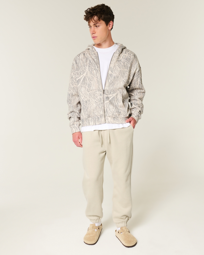 locker sitzende jogginghose mit anliegendem saum