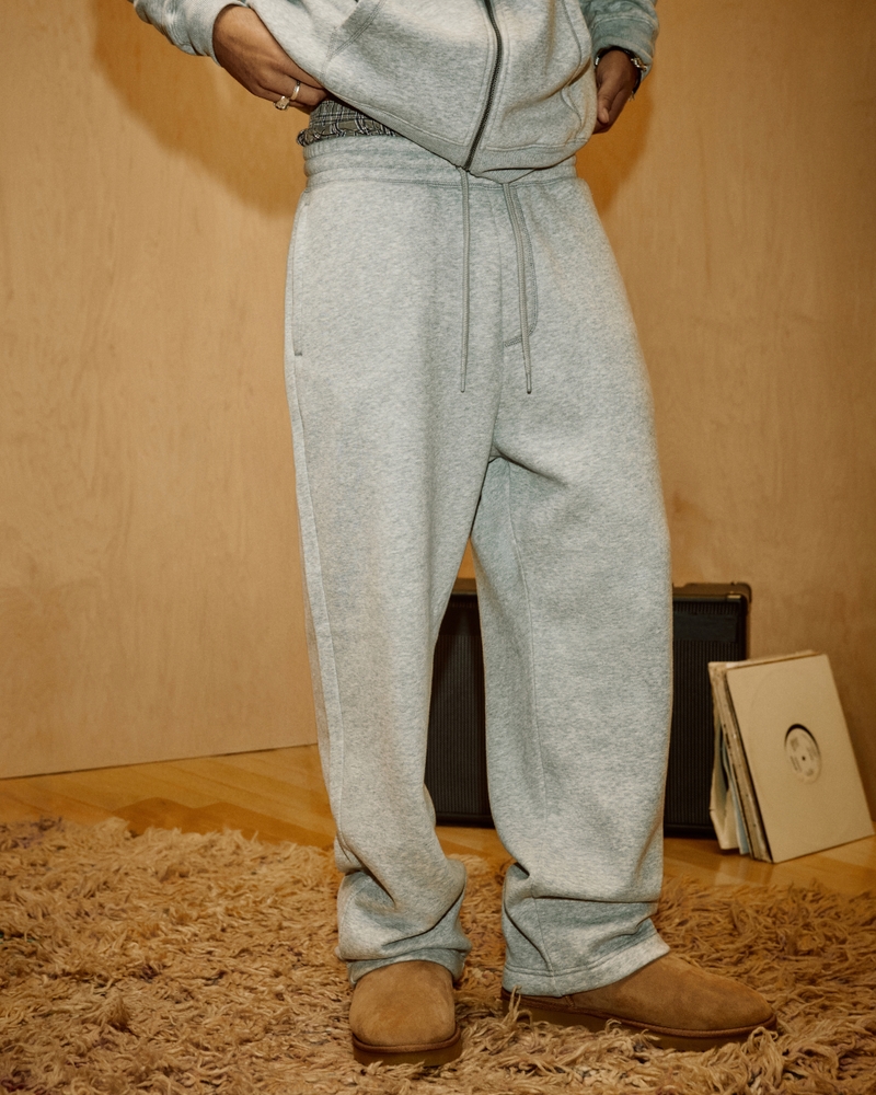 tasche mit spinnenstickerei locker sitzende jogginghose